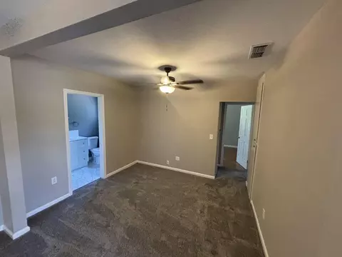 Bedroom - 5050 Bo Peep Ln, Redding, CA 96002 photo 1 of 5