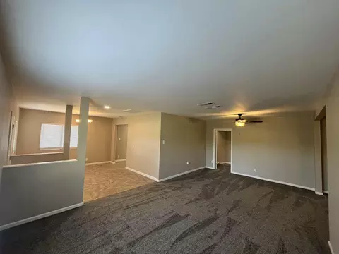 Living - 5050 Bo Peep Ln, Redding, CA 96002 photo 3 of 7
