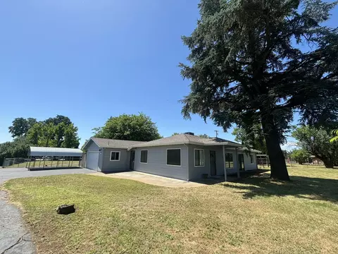 Exterior - 5050 Bo Peep Ln, Redding, CA 96002 photo 23 of 26