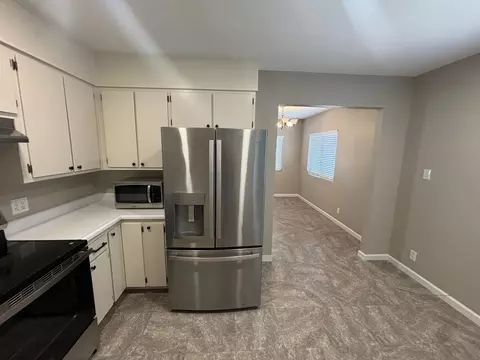 Kitchen - 5050 Bo Peep Ln, Redding, CA 96002 photo 2 of 2