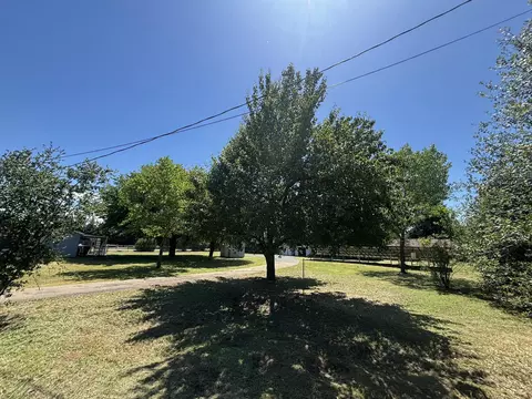 Exterior - 5050 Bo Peep Ln, Redding, CA 96002 photo 12 of 26