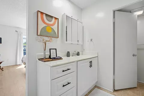 Bath - 48970 Cochran Dr, Indio, CA 92201 photo 2 of 6