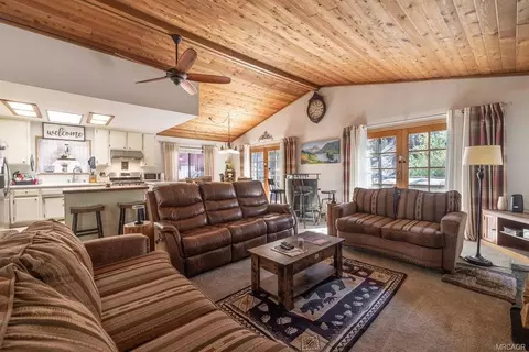 Living - 525 Bernhardt Ln, Big Bear City, CA 92314 photo 1 of 4
