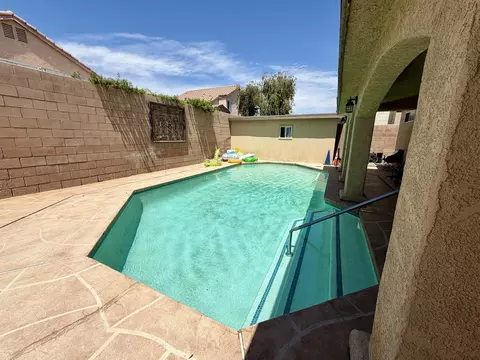 Exterior - 46461 Mesa Verde Trl, Indio, CA 92201 photo 3 of 5