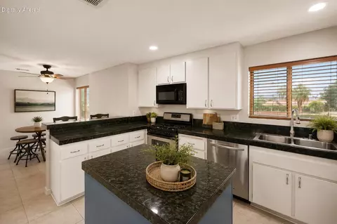 Kitchen - 48255 Monroe St, Indio, CA 92201 photo 2 of 5