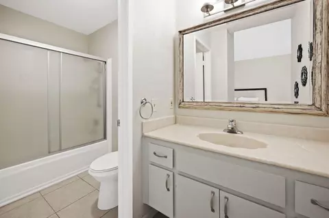 Bath - 48255 Monroe St, Indio, CA 92201 photo 2 of 3