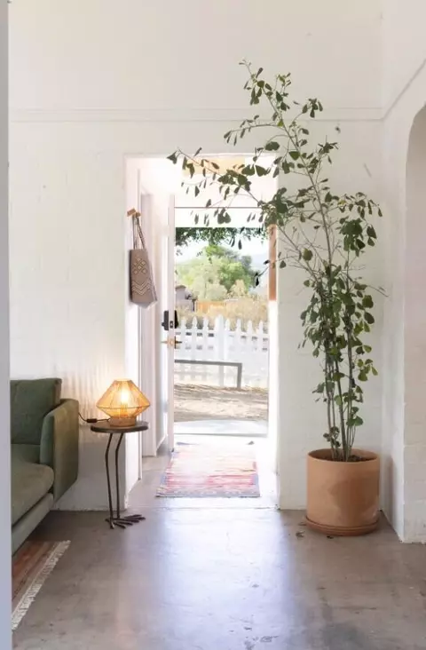 Entry Way - 61887 Grand View Cir, Joshua Tree, CA 92252 photo 3 of 6