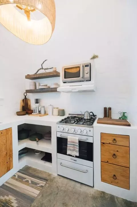 Kitchen - 61887 Grand View Cir, Joshua Tree, CA 92252 photo 4 of 17