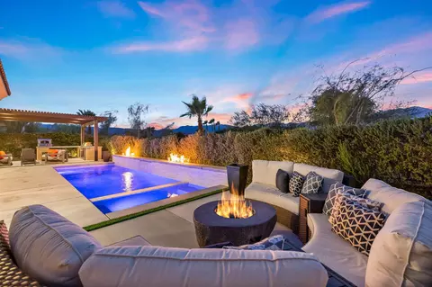 40 Burgundy, Rancho Mirage, CA 92270