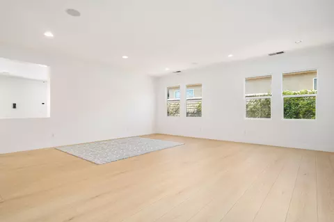 Living - 41153 Danforth Ct, Indio, CA 92203 photo 2 of 10