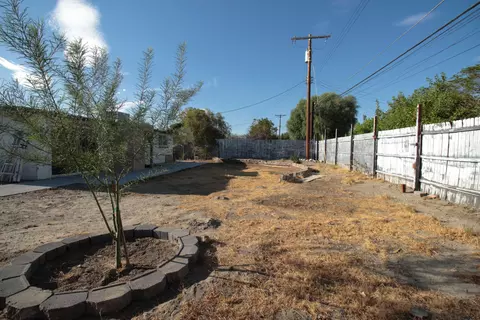 Exterior - 43368 Burr St, Indio, CA 92201 photo 5 of 10