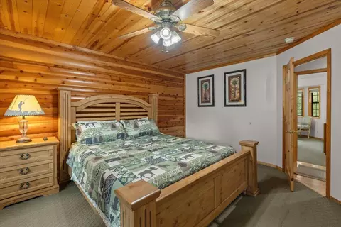 Bedroom - 1354 Silverado Rd, Big Bear City, CA 92314 photo 6 of 9