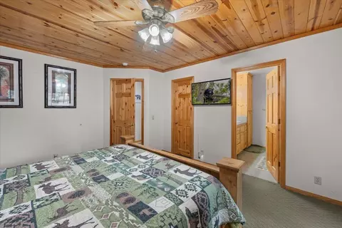 Bedroom - 1354 Silverado Rd, Big Bear City, CA 92314 photo 7 of 9