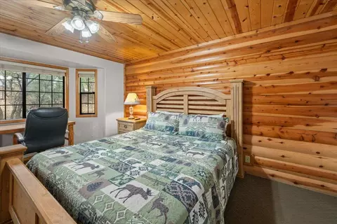 Bedroom - 1354 Silverado Rd, Big Bear City, CA 92314 photo 4 of 9