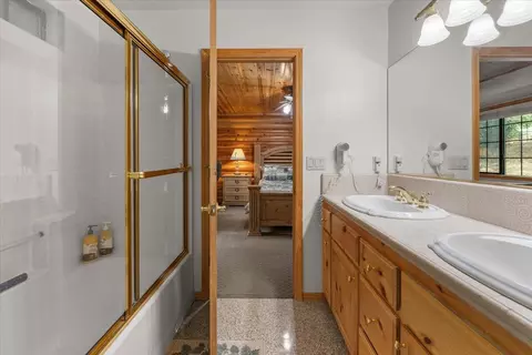 Bath - 1354 Silverado Rd, Big Bear City, CA 92314 photo 1 of 3