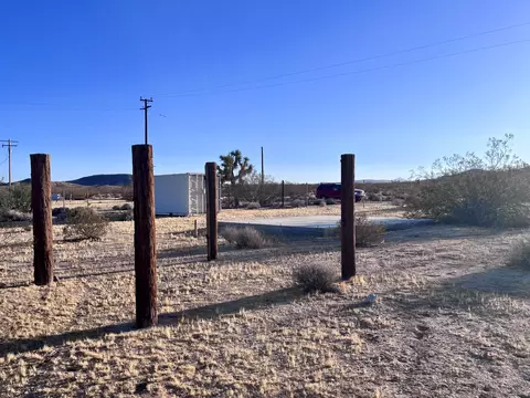 777 Lambert Ln, Landers, CA 92285 photo 6