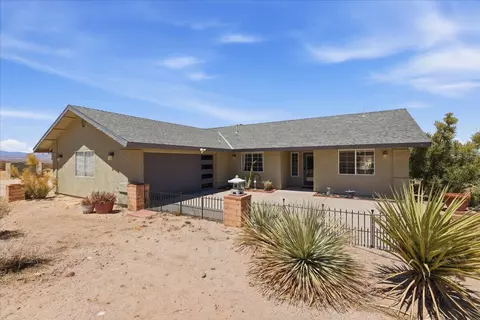 68054 Sullivan Rd, Twentynine Palms, CA 92277