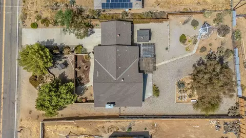 View/Area - 7815 Sunset Rd, Joshua Tree, CA 92252 photo 2 of 12
