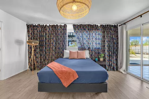 Bedroom - 7815 Sunset Rd, Joshua Tree, CA 92252 photo 4 of 6