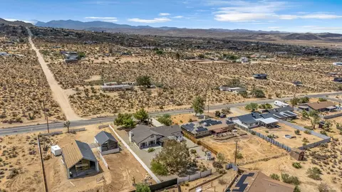 View/Area - 7815 Sunset Rd, Joshua Tree, CA 92252 photo 12 of 12