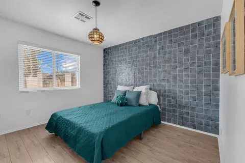 Bedroom - 7815 Sunset Rd, Joshua Tree, CA 92252 photo 1 of 6