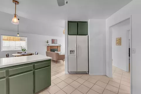 Kitchen - 7815 Sunset Rd, Joshua Tree, CA 92252 photo 1 of 7