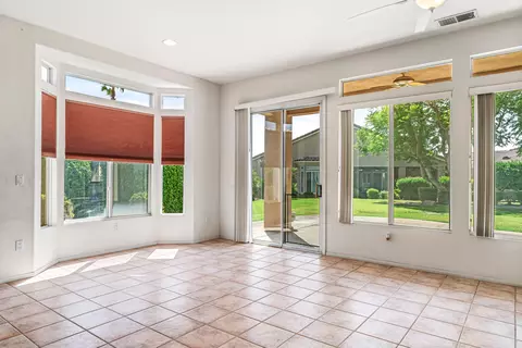 Living - 80711 Turnberry Ct, Indio, CA 92201 photo 7 of 9