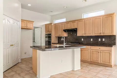 Kitchen - 80711 Turnberry Ct, Indio, CA 92201 photo 1 of 5