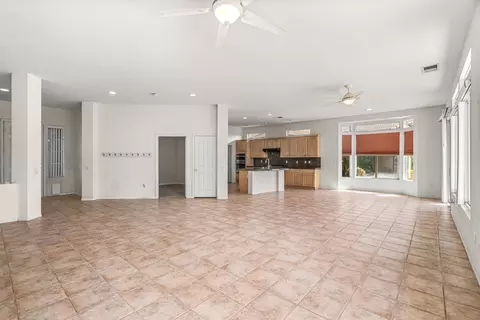 Living - 80711 Turnberry Ct, Indio, CA 92201 photo 4 of 9