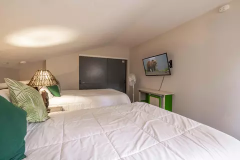 Bedroom - 733 Summit Blvd, Big Bear City, CA 92314 photo 7 of 9
