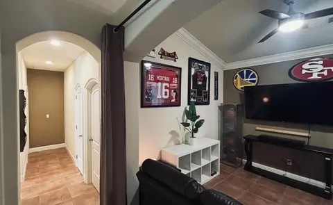 Entry Way - 2177 Cadjew St, Redding, CA 96003 photo 2 of 12