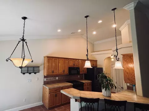 Kitchen - 2177 Cadjew St, Redding, CA 96003 photo 3 of 6