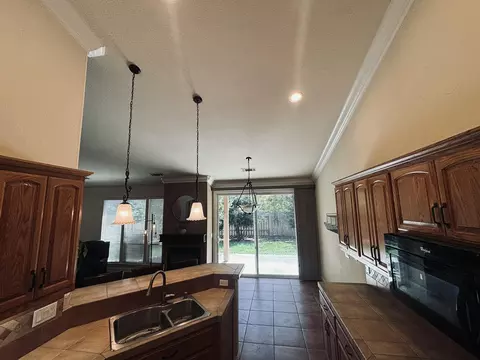 Kitchen - 2177 Cadjew St, Redding, CA 96003 photo 1 of 6