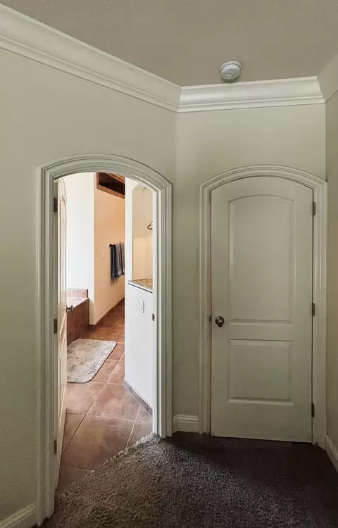 Entry Way - 2177 Cadjew St, Redding, CA 96003 photo 5 of 12