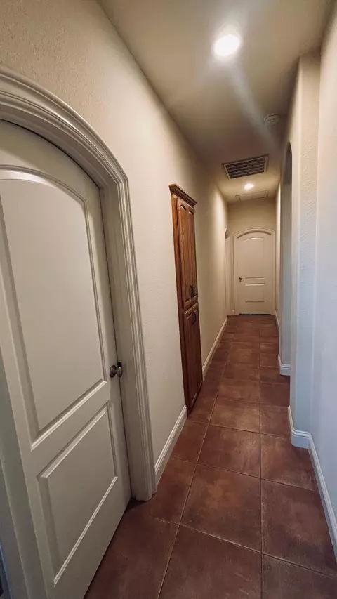 Entry Way - 2177 Cadjew St, Redding, CA 96003 photo 10 of 12