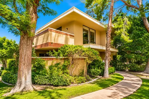 2501 N Indian Canyon Dr, Palm Springs, CA 92262