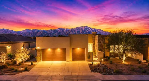 49889 Crescent Psge, Palm Desert, CA 92211