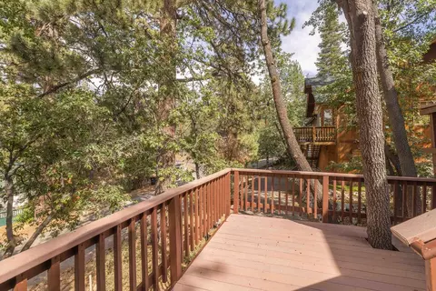 668 Butte Ave, Big Bear City, CA 92314 photo 11