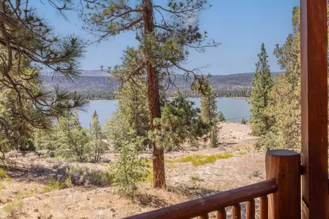 View/Area - 39737 Flicker Rd, Fawnskin, CA 92333 photo 3 of 6