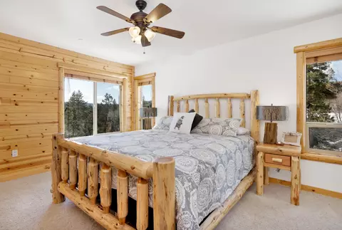 Bedroom - 39737 Flicker Rd, Fawnskin, CA 92333 photo 6 of 9