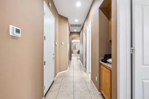 Entry Way - 49599 Wayne St, Indio, CA 92201 photo 6 of 9