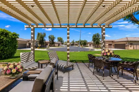 Exterior - 49599 Wayne St, Indio, CA 92201 photo 5 of 8