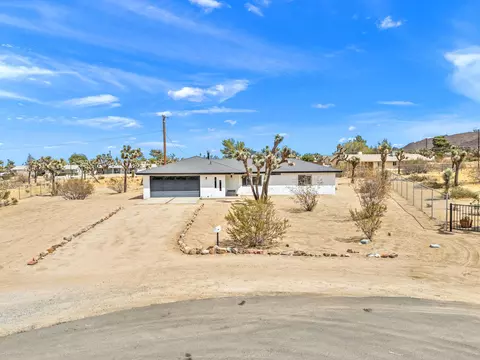 View/Area - 6829 Palisade Way, Yucca Valley, CA 92284 photo 1 of 3