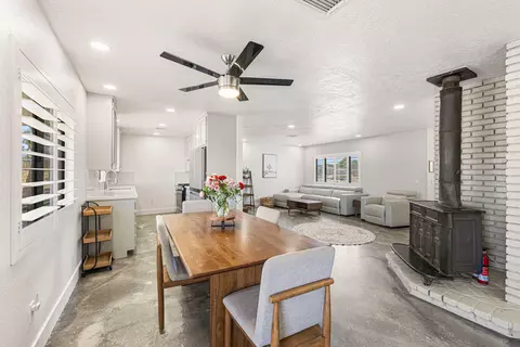 Dining - 6829 Palisade Way, Yucca Valley, CA 92284 photo 4 of 4