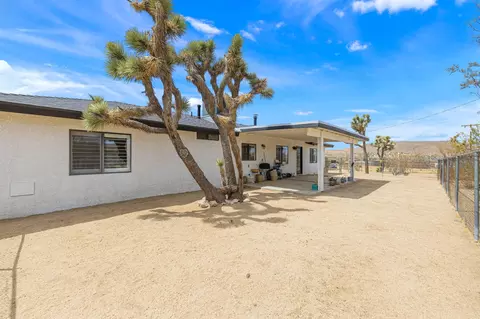 Exterior - 6829 Palisade Way, Yucca Valley, CA 92284 photo 6 of 7