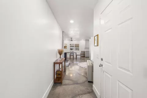 Entry Way - 6829 Palisade Way, Yucca Valley, CA 92284 photo 1 of 2