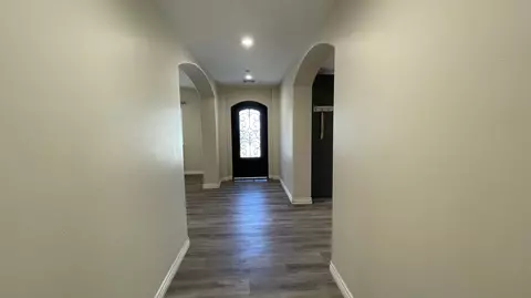 Entry Way - 66820 Harrison St, Thermal, CA 92274 photo 5 of 10