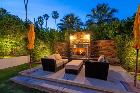 819 N High Rd, Palm Springs, CA 92262