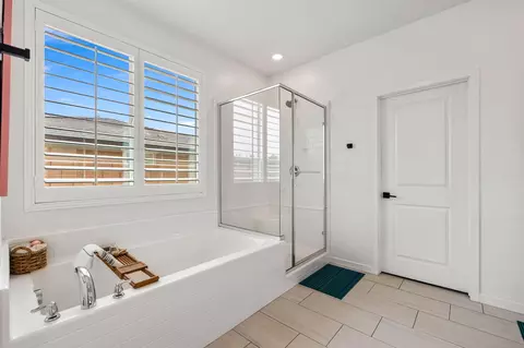 Bath - 40258 Vivaldi Ct, Indio, CA 92203 photo 1 of 3
