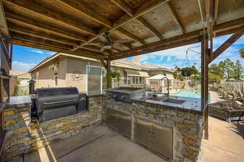 Kitchen - 82575 Grant Dr, Indio, CA 92201 photo 4 of 4